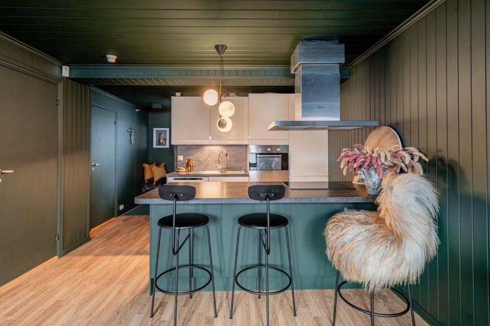 Modern Flat In City Centre Тромсё Экстерьер фото